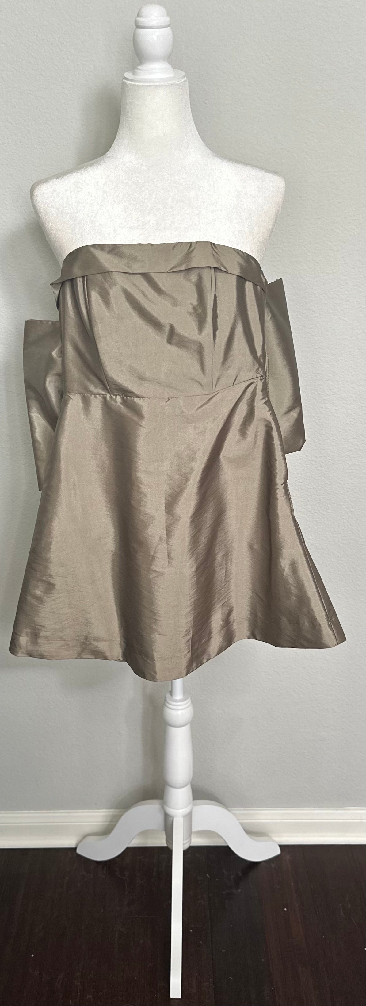 Aurelia Charm Dress