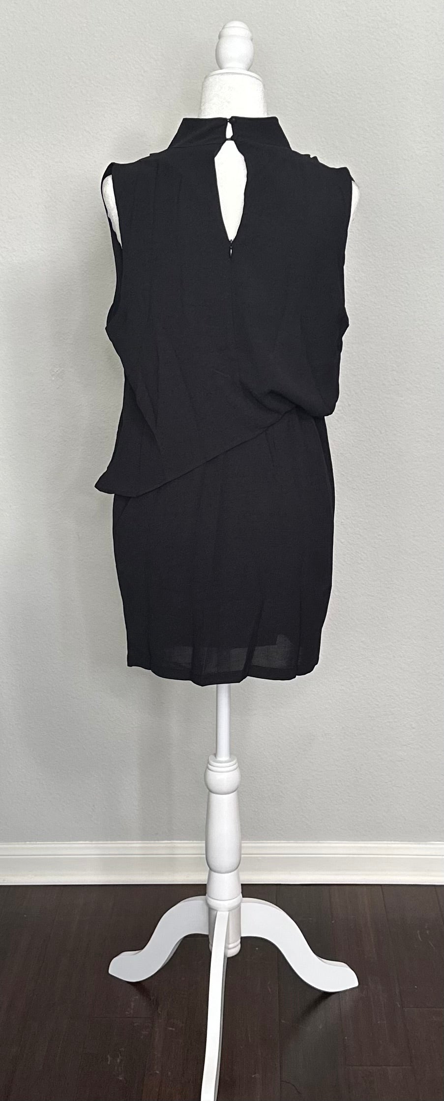 Obsidian Chic Short Dress