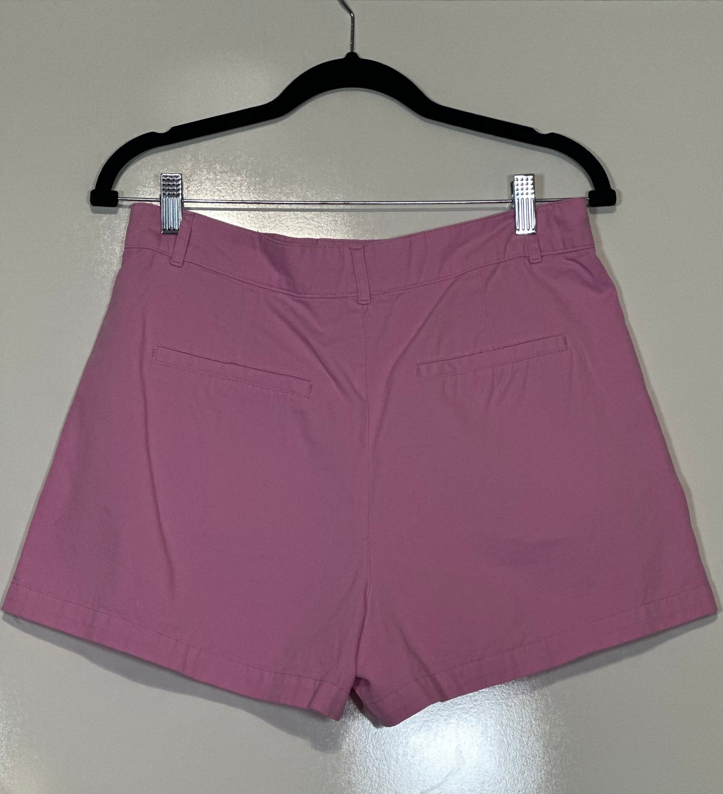 Charming Chino Short